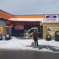 Tom’s Tire World