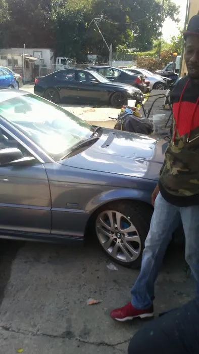 Cosmo's Auto Repairs Body 2