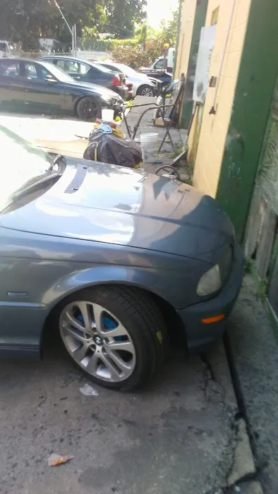 Cosmo's Auto Repairs Body 0