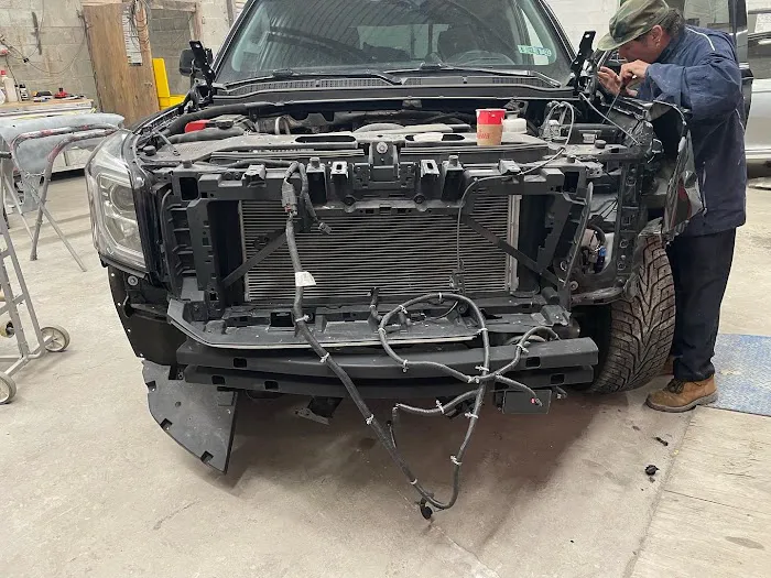 5 Points Collision LLC 4
