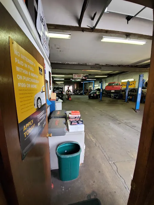 Almond Street Garage 4