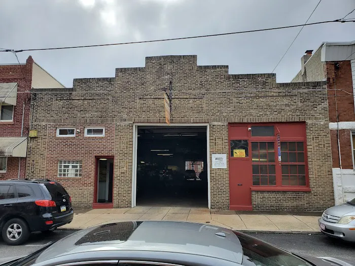 Almond Street Garage 5