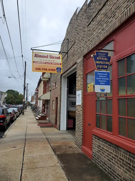 Almond Street Garage 7
