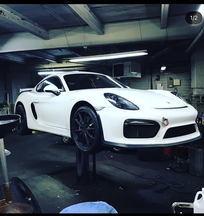 Woodlawn Garage 5
