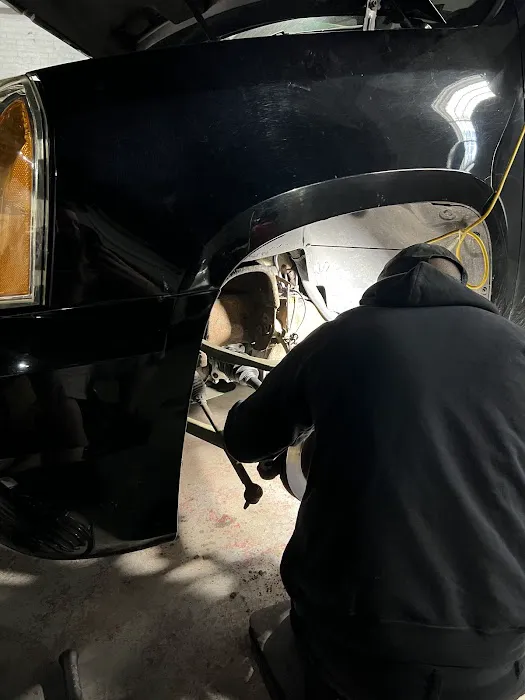 Squadron Auto repair & Sales 0