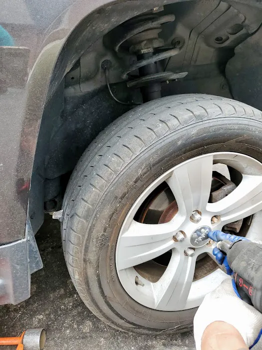Taveras Tires 4