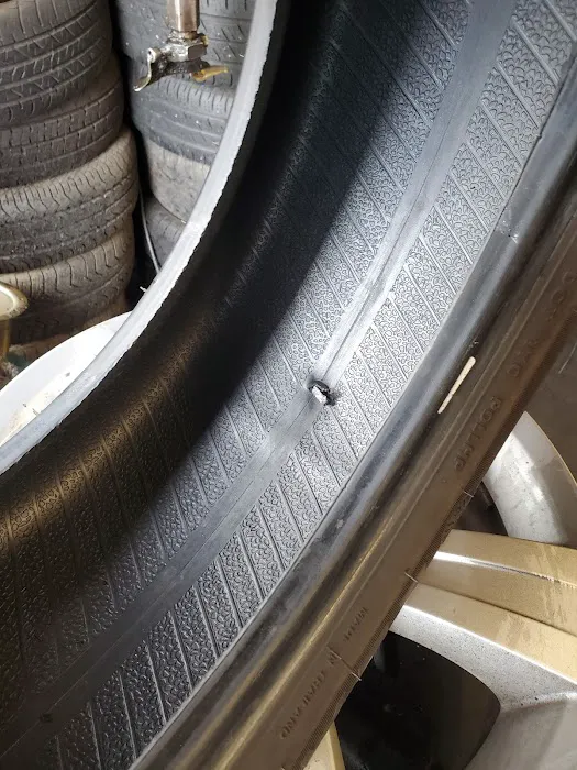 Taveras Tires 7