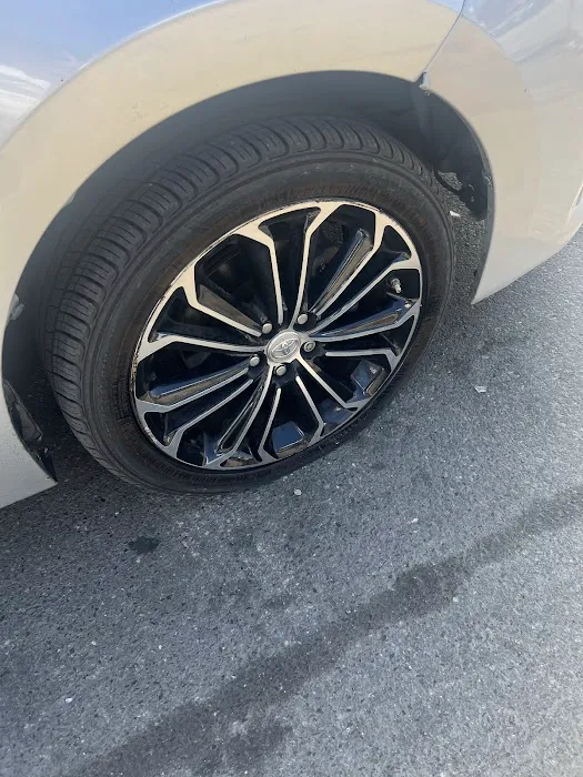 Jonathan Tires 0