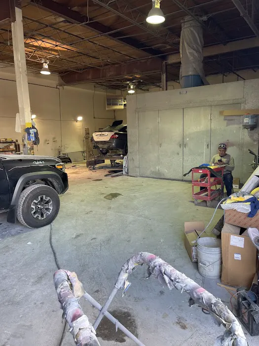 R&R Collision Repair 5