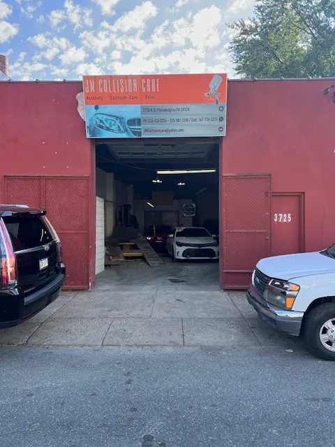 J M Collision Care 0