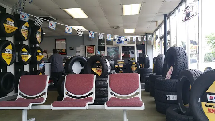 Mr. Tire Auto Service Centers 7