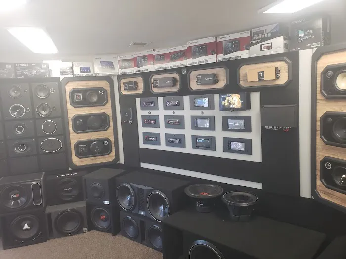 Revolution Audio 7