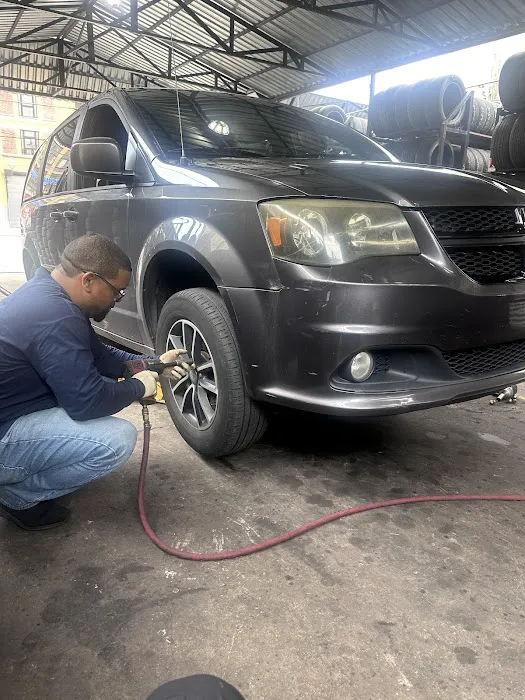 Díaz Tire 0