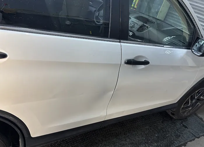 Yellow Brick Road Auto 8