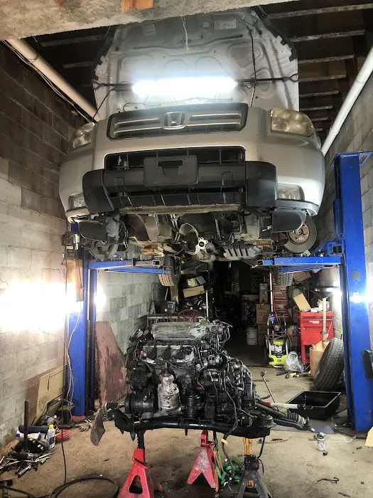 Reyes's Auto Repair LLC 3