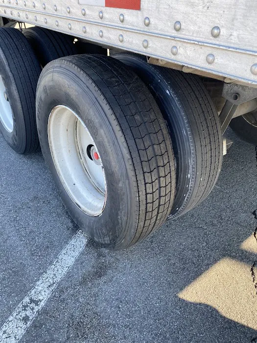 Benny’s Commercial Tires & Roadside Assistance LHC 3