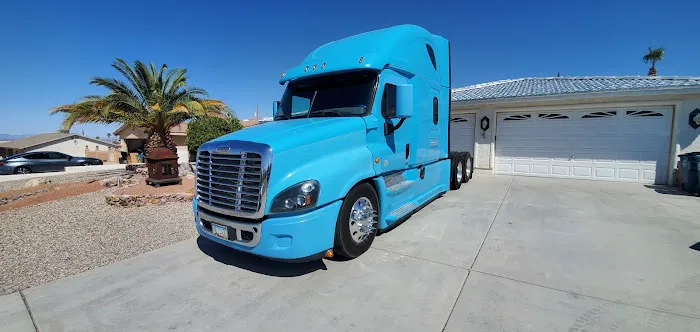 Lucky's Auto Glass 6