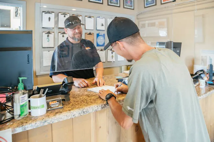Heath's Auto Service - Flagstaff 5