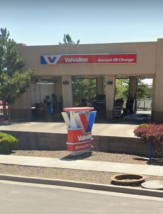 Valvoline Instant Oil Change 8