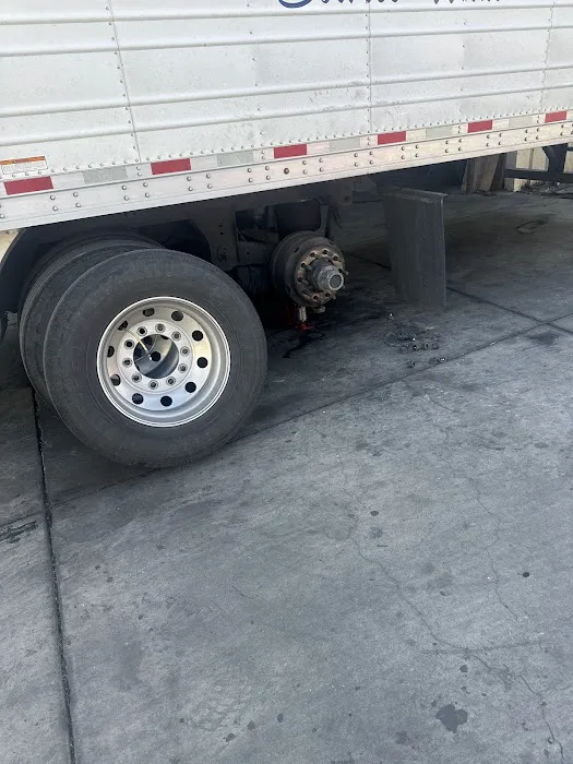 i40 Kingman Roadservice inc 2