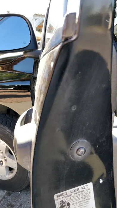 D & N Auto Collision 8