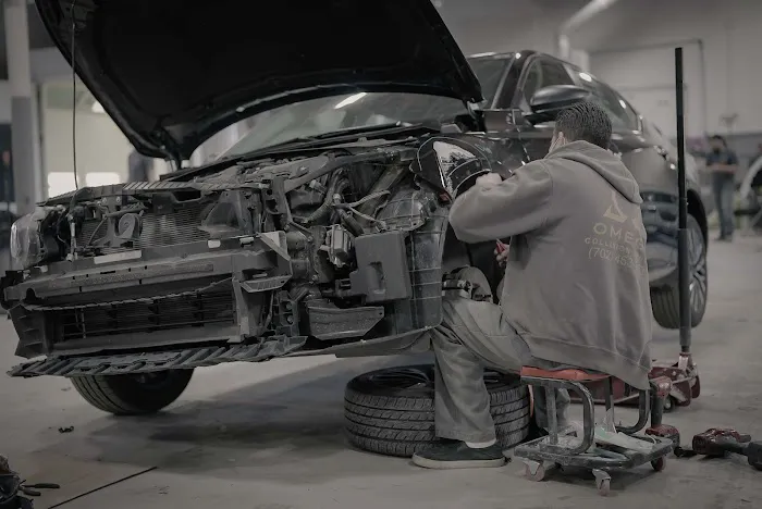 Omega Collision Center 0