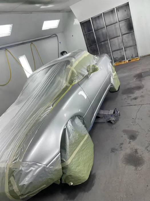 Earl Scheib Paint & Body - Las Vegas 3