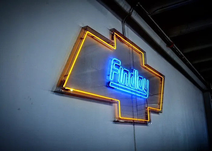 Findlay Chevrolet Service 7