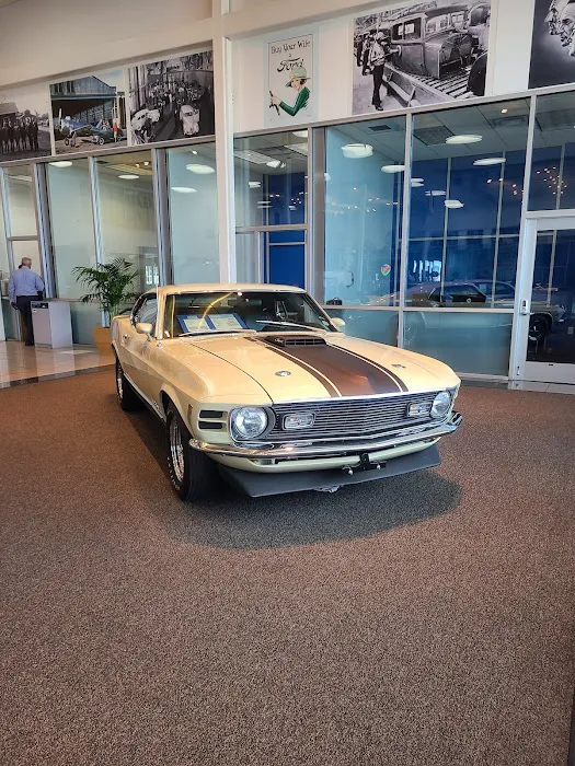 Gaudin Ford Service Center 4