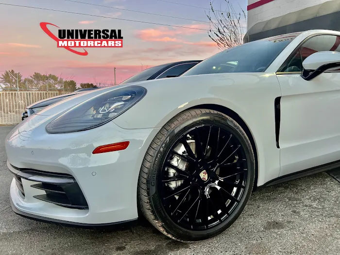 Universal Motorcars 2