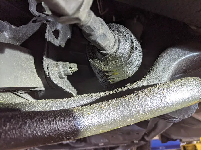 H-TECH - Car Repair 0