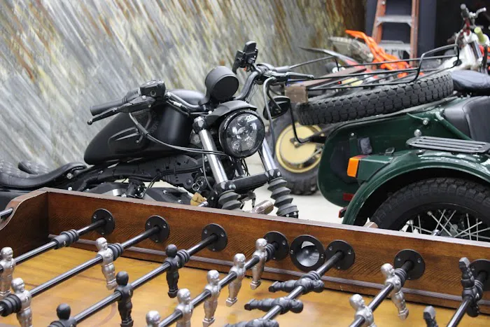 Hellmahker Motor Group 3