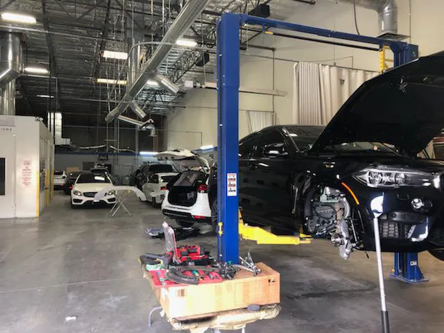 Industry Auto Collision Center 3