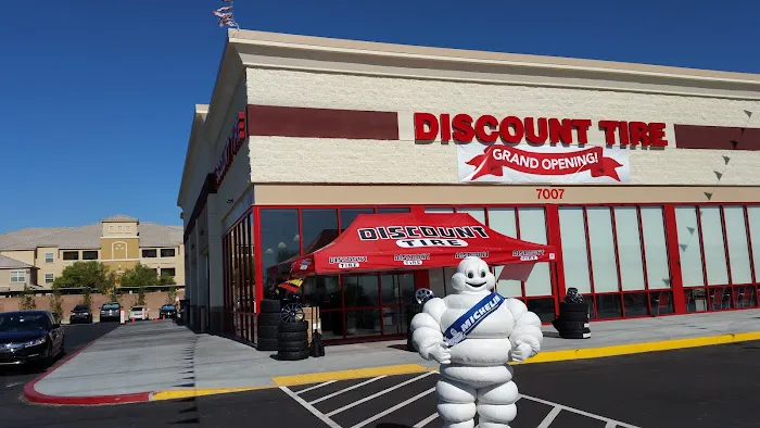 Discount Tire 0