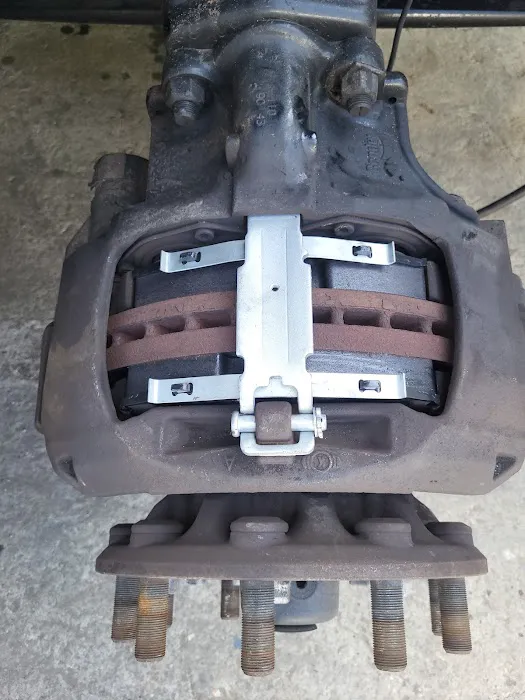 Road service Jackson 24/7 (truck and trailer repair) 7
