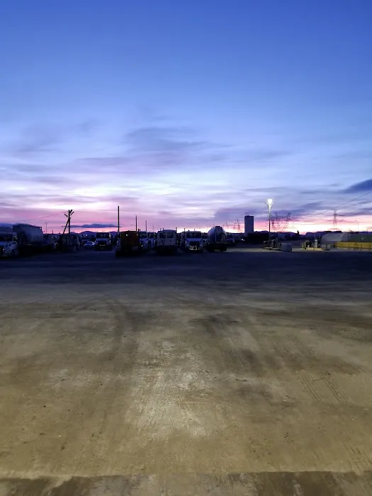 Class 8 Truck Repair 0