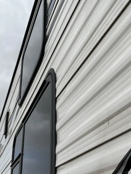 Avery's RV Service And Repair 8