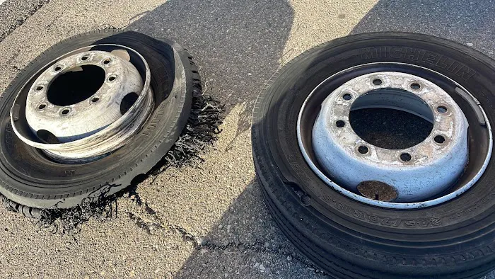 4 Roads Mobile Tires 1