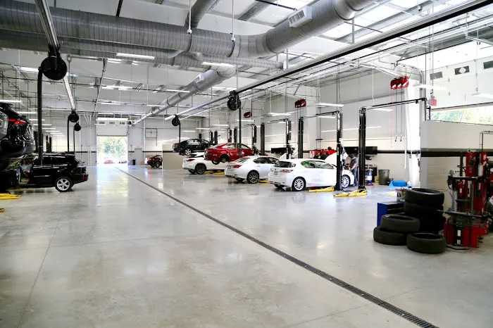 Germain Service Center - Germain Lexus of Easton 4