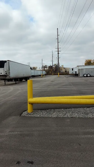 Midway Truck & Trailer Inc 6