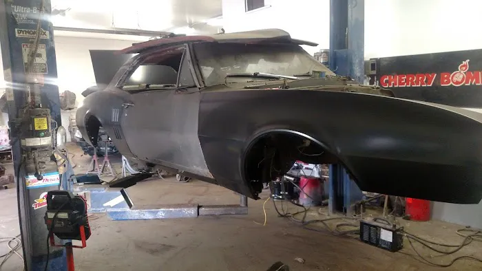 Owens Collision Center 4