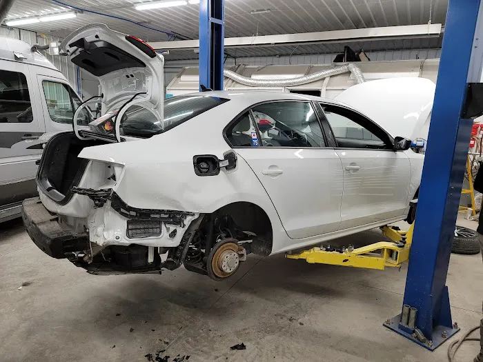 Ohio Auto and Truck Center 4