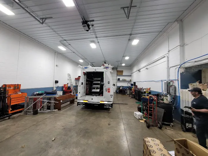 Ohio Auto and Truck Center 6