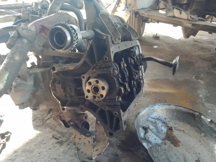Sam Jackson's Auto Body 7