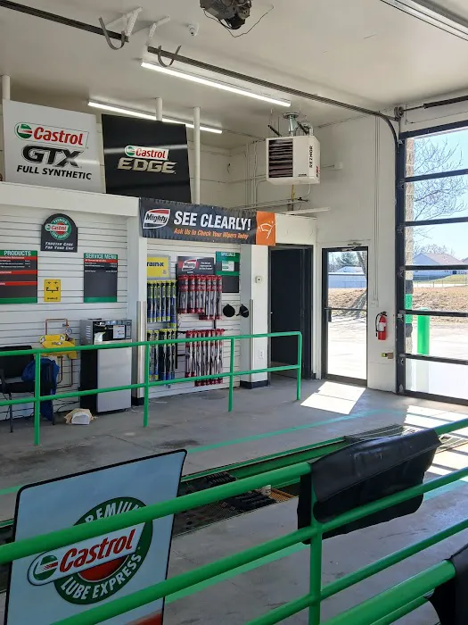 Mansfield Lube / Castrol Premium Lube Express 5