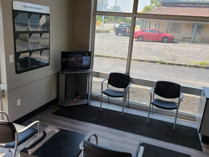 Mr. Tire Auto Service Centers 3