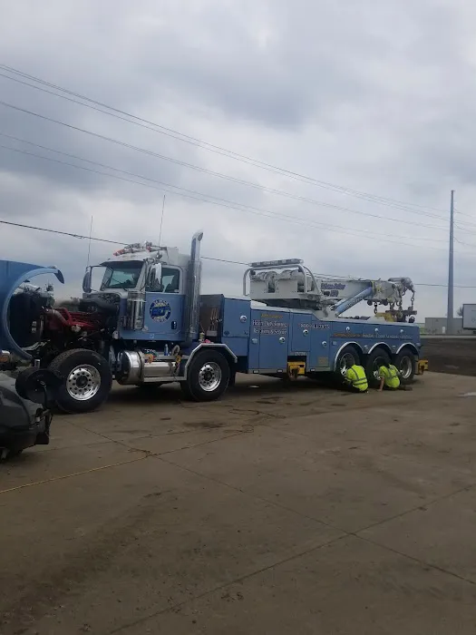 Dick's Auto Salvage 0