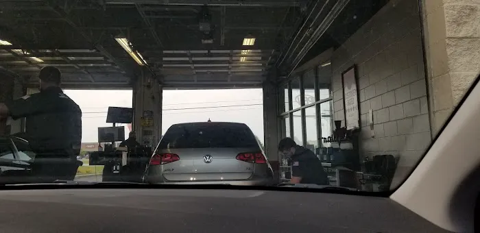 Valvoline Instant Oil Change 3