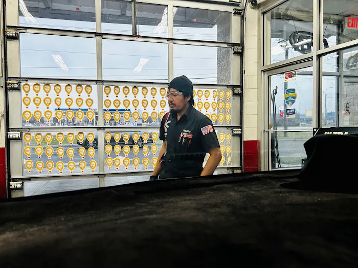 Valvoline Instant Oil Change 8