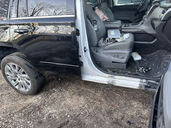 Eagle Auto Body LLC 4